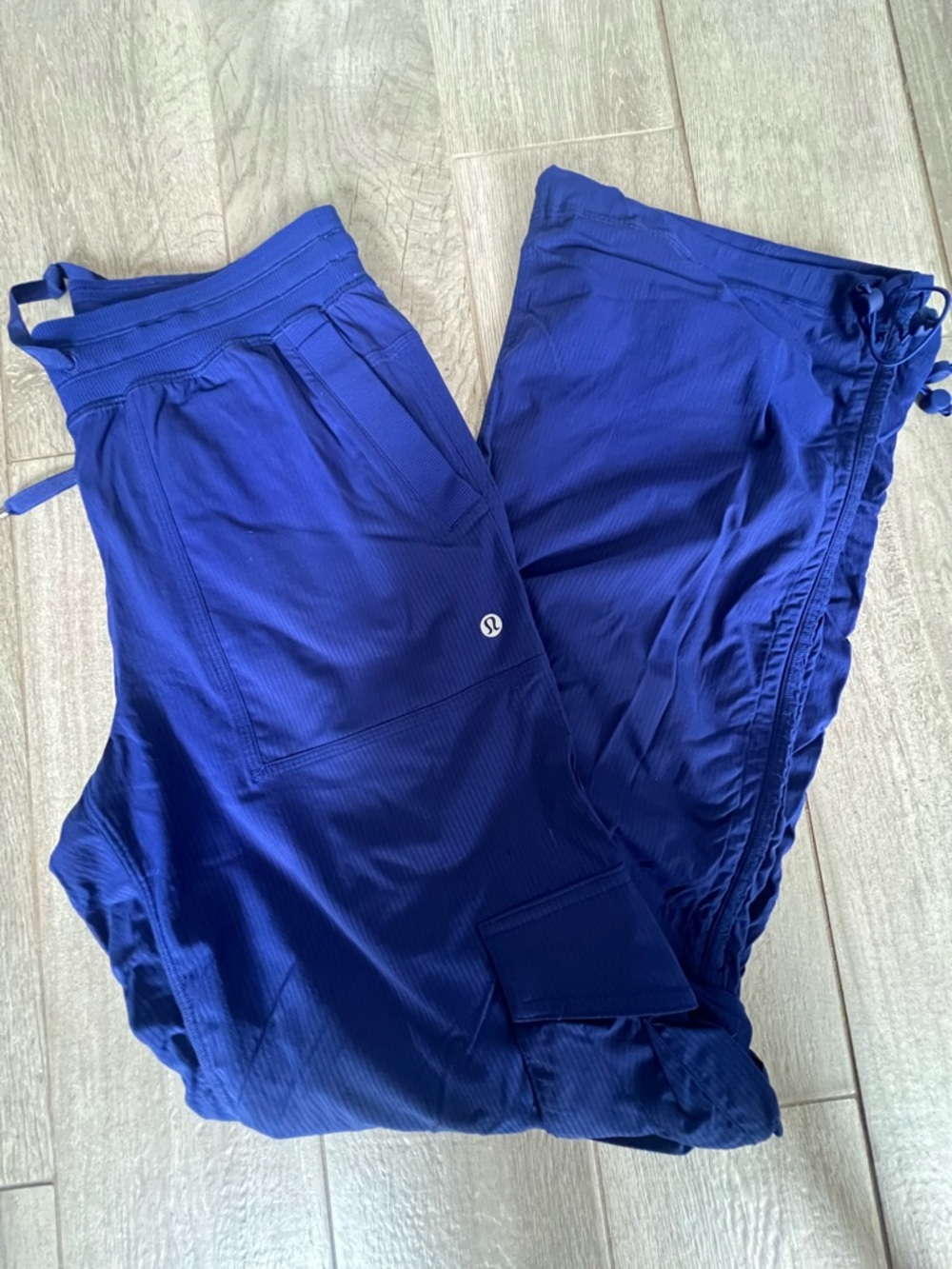 Lululemon Dance Studio Relaxed-Fit Mid-Rise Cargo Pant - Picture 3 of 6